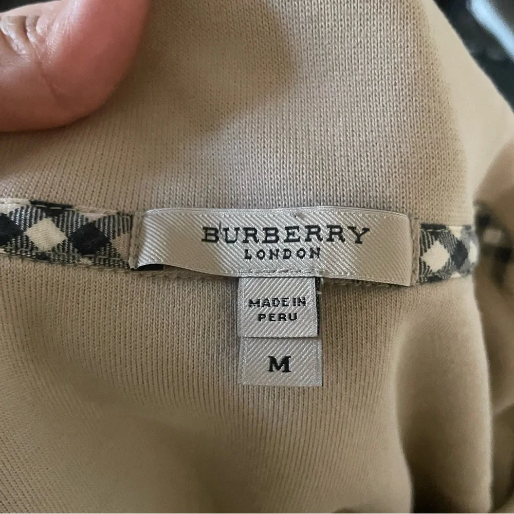 Burberry Men's Tan long sleeve Sweater size medium
